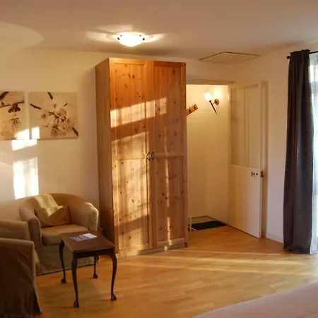 בית נופש Dans Un Domaine Historique